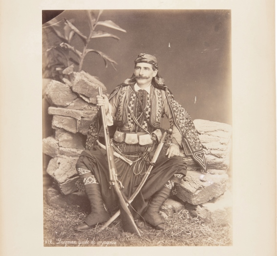 Photo: Studio portrait of a dragoman (travel guide), albumin print, 1860-1880, Félix Bonfils (1831-1885)© as collection by Jacques Herzog and Pierre de Meuron Cabinet, Basel.All rights reservedOriental Grand Tour. Photographs from the Ruth and Peter Herzog collection
