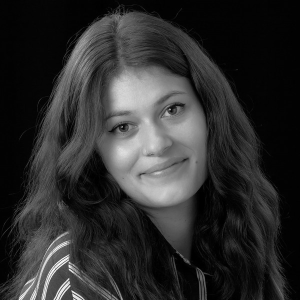 Céline SaxKaufmännische Praktikantin